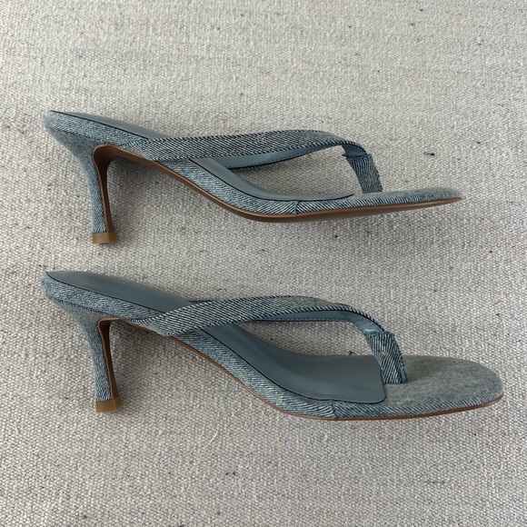 Good American Denim Thong Mule Sandal size 7 - Picture 6 of 8